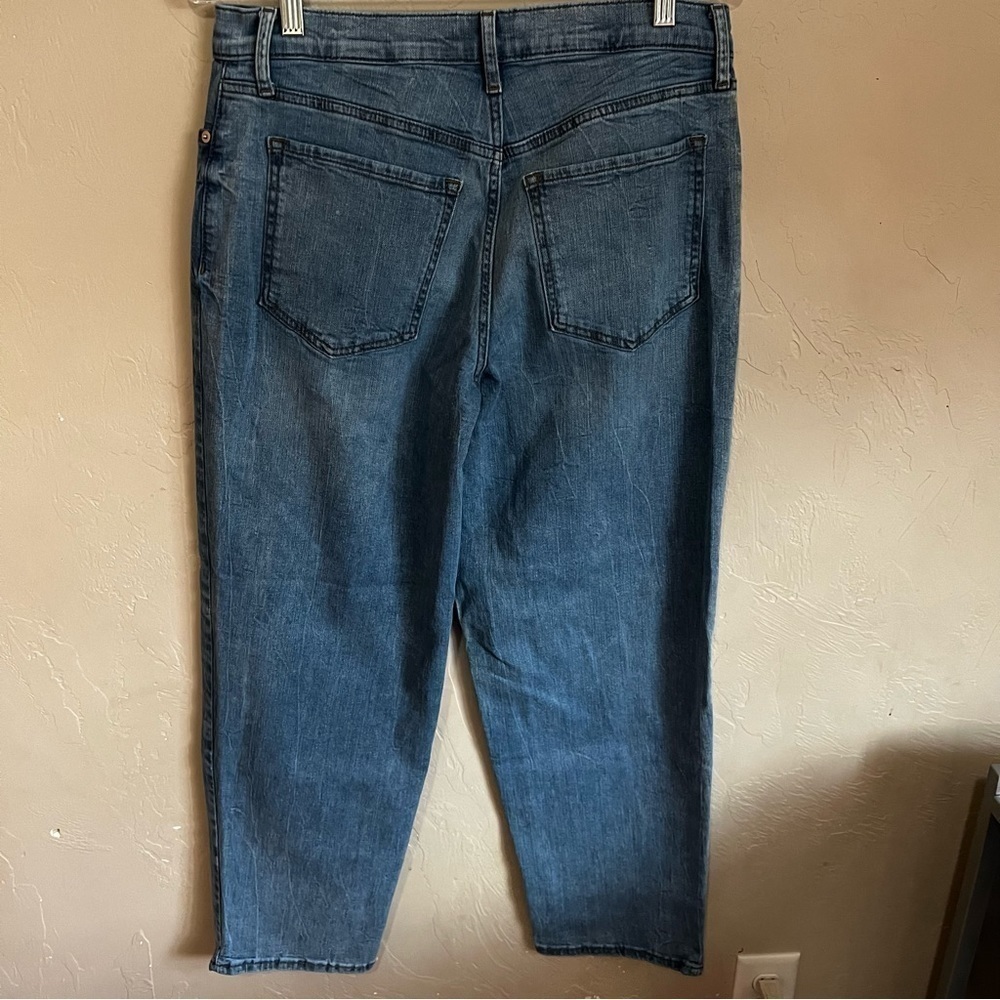 Banana Republic Factory High Rise Straight Denim Jeans‎ - Picture 4 of 8